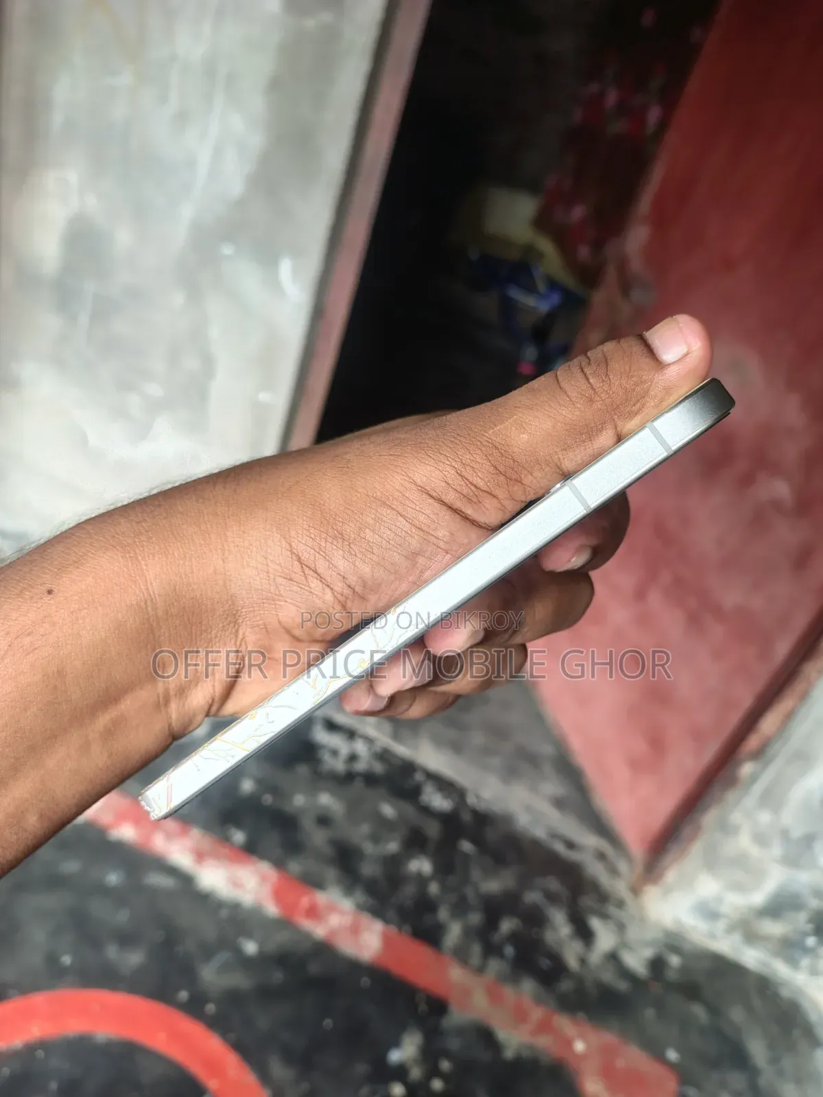 Vivo V70 256 GB Silver