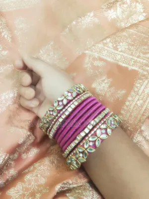 হোমমেড জুয়েলারি