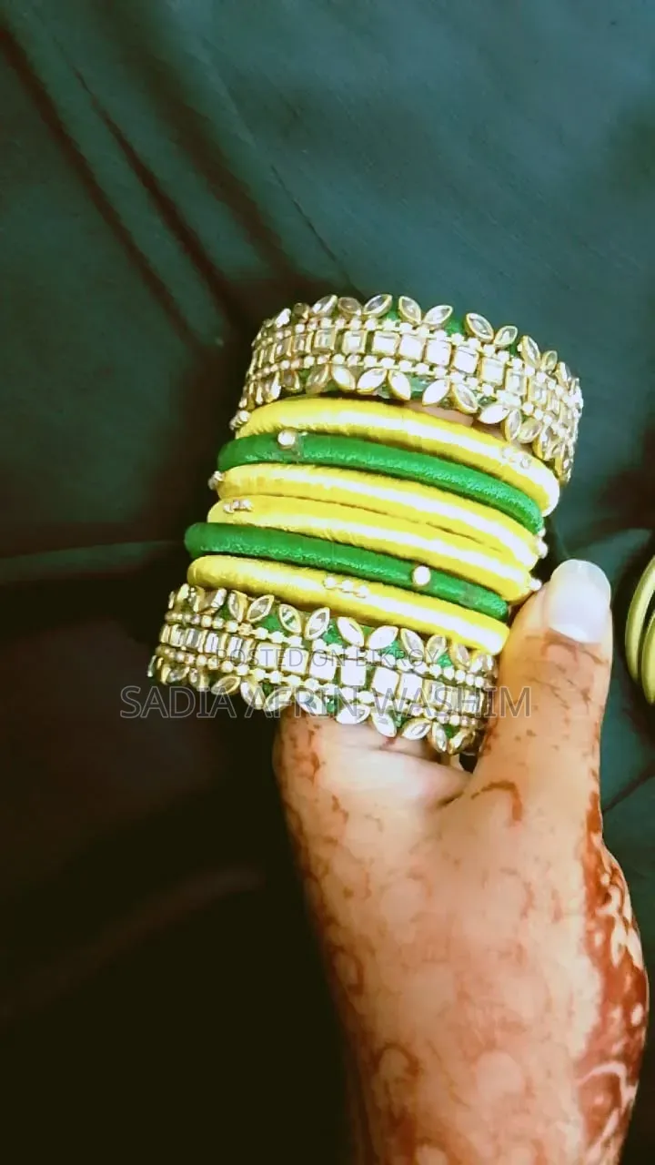 হোমমেড জুয়েলারি