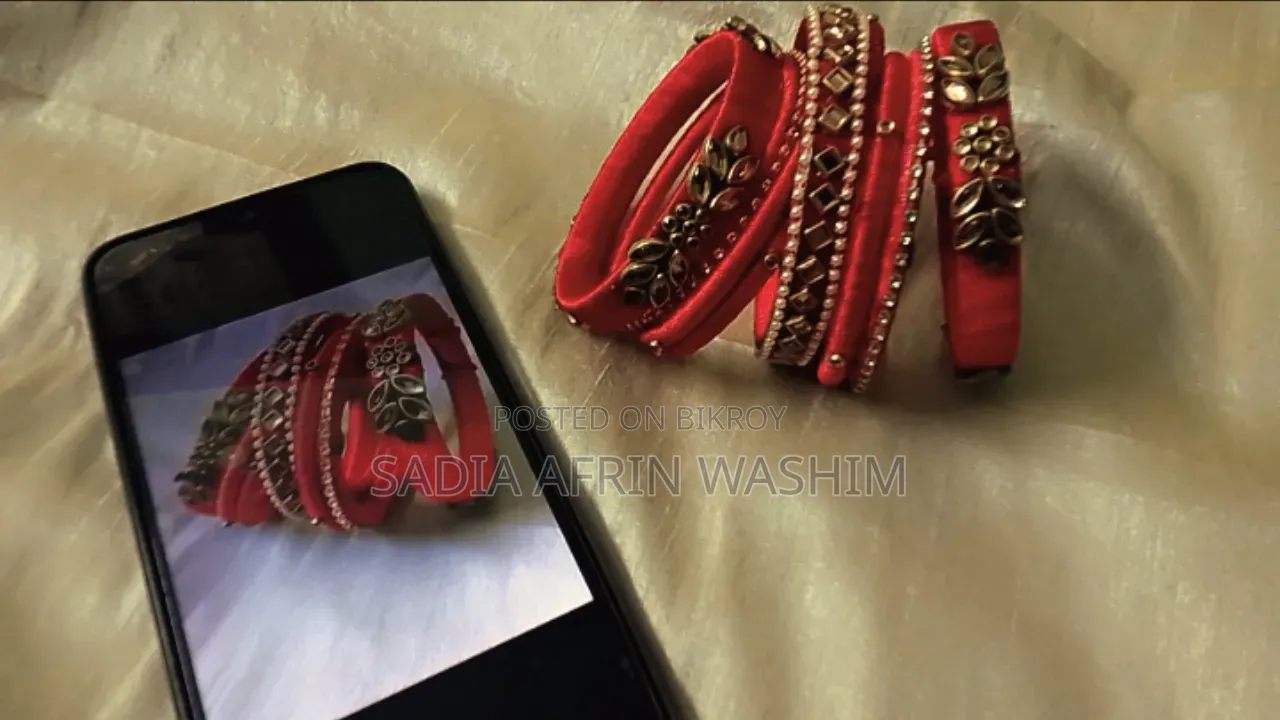 হোমমেড জুয়েলারি