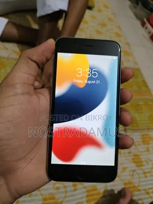 Apple iPhone 6s 64 GB Gray