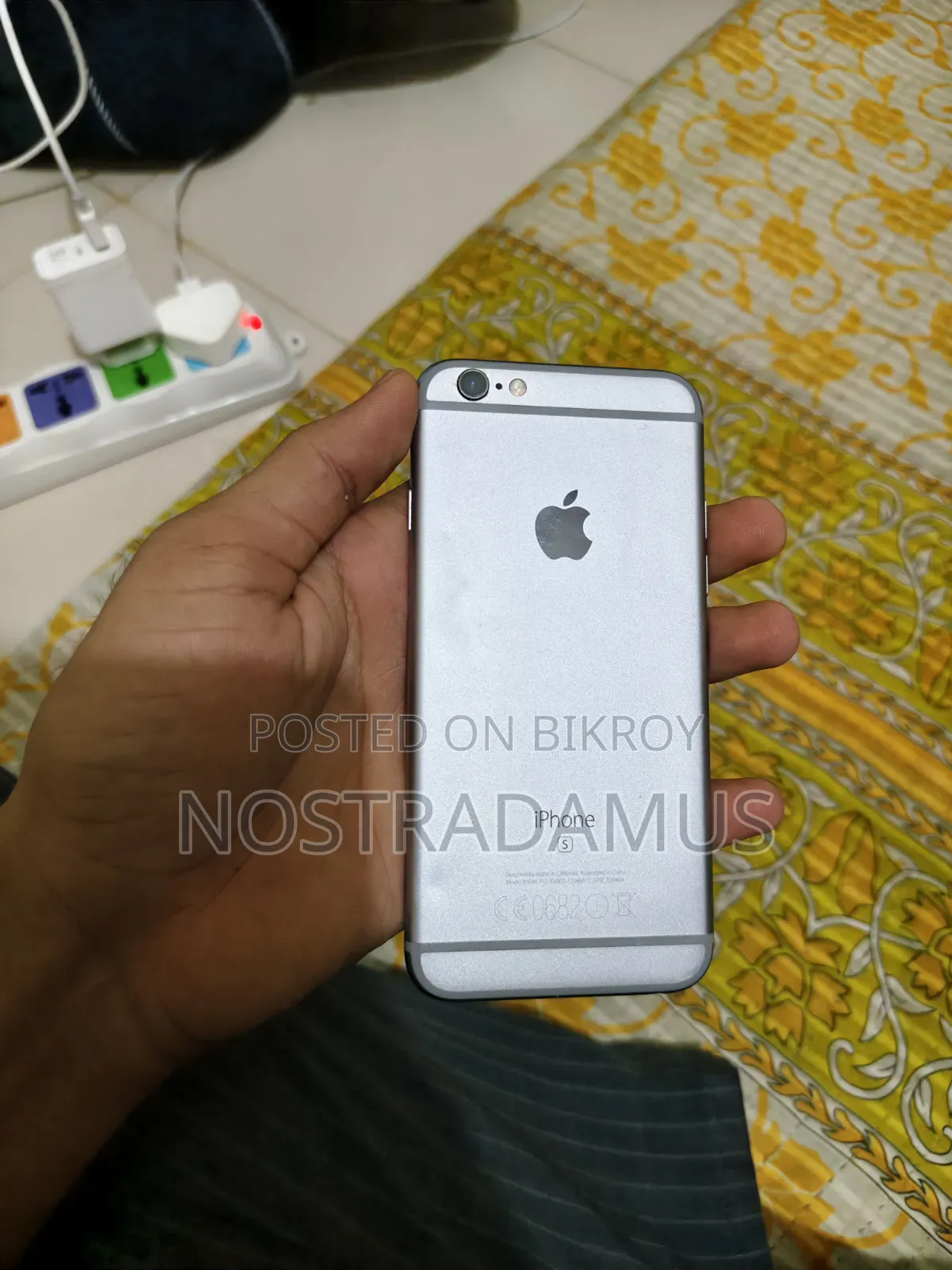 Apple iPhone 6s 64 GB Gray