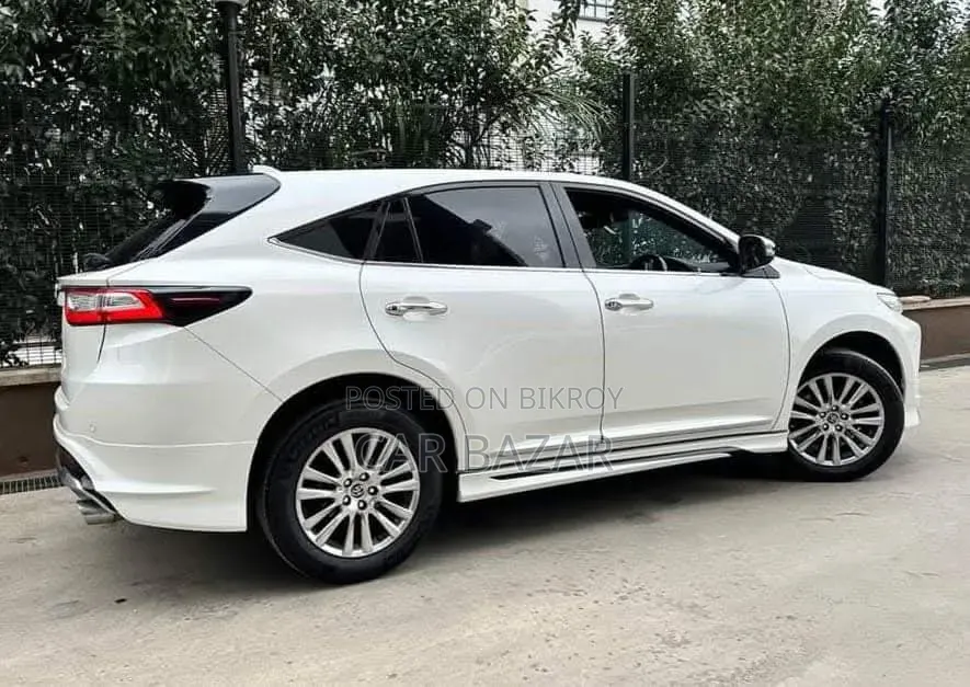 Toyota Harrier 2.0 Four Wheel Drive 2018 Pearl