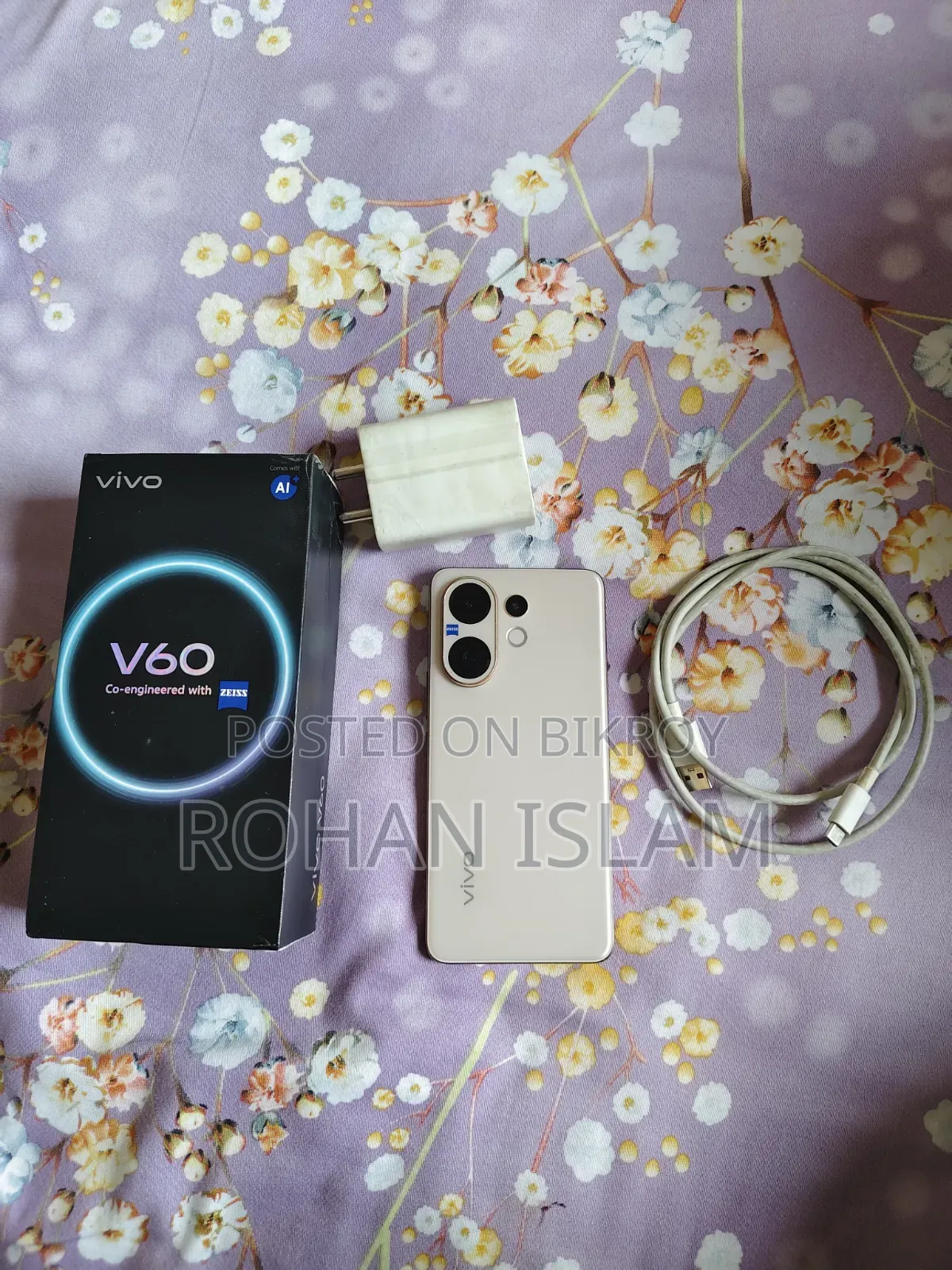 Vivo V60 256 GB Gold