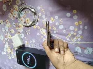 Vivo V60 256 GB Gold