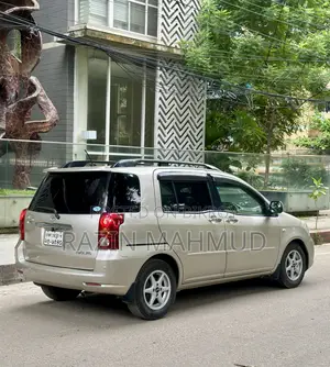 Toyota Raum 1.5 L 4WD 2005 Beige