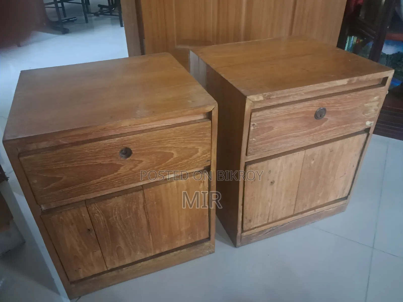 সেগুন কাঠ খাট কর্নার - ২ পিস
