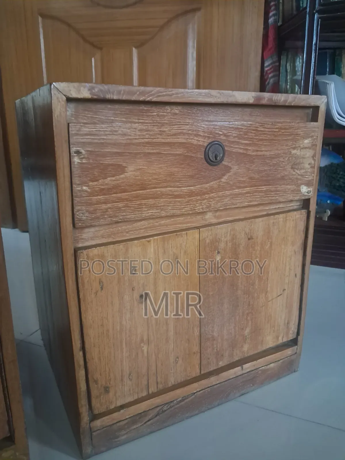 সেগুন কাঠ খাট কর্নার - ২ পিস