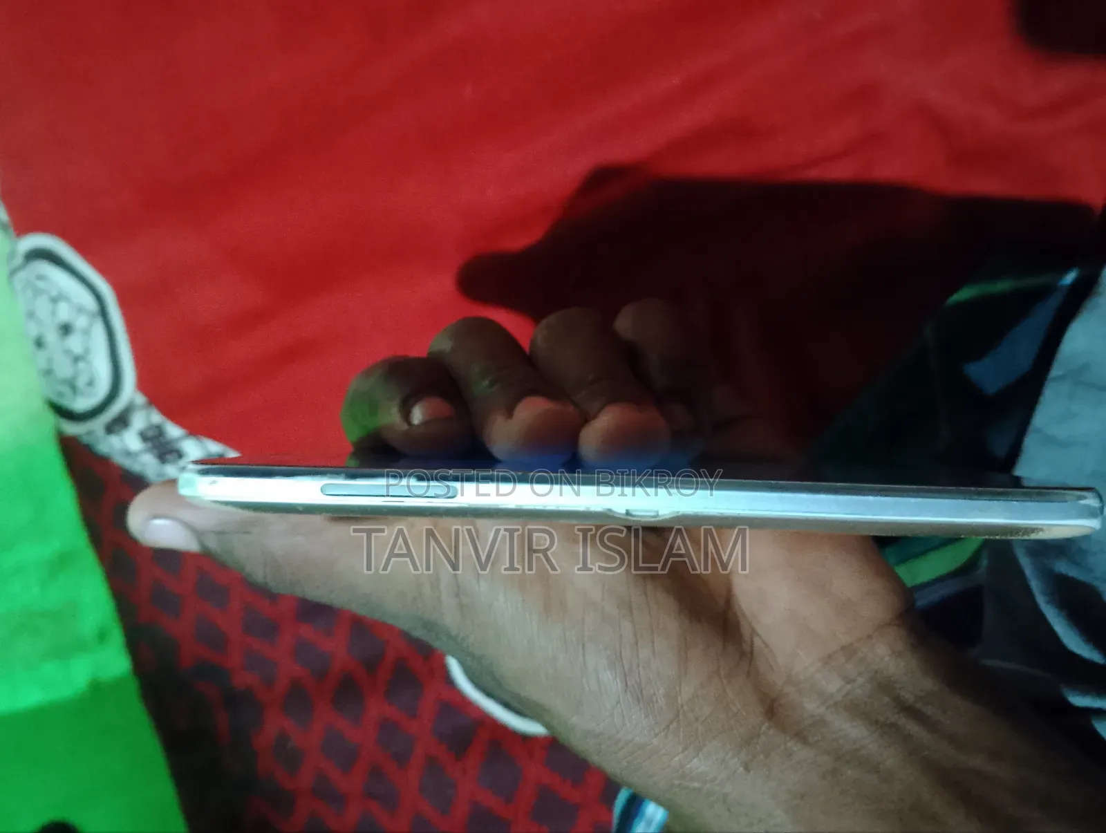 Samsung Galaxy On7 Pro 16 GB Silver