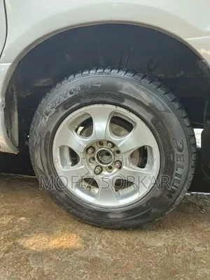 Toyota Noah 2001 Silver