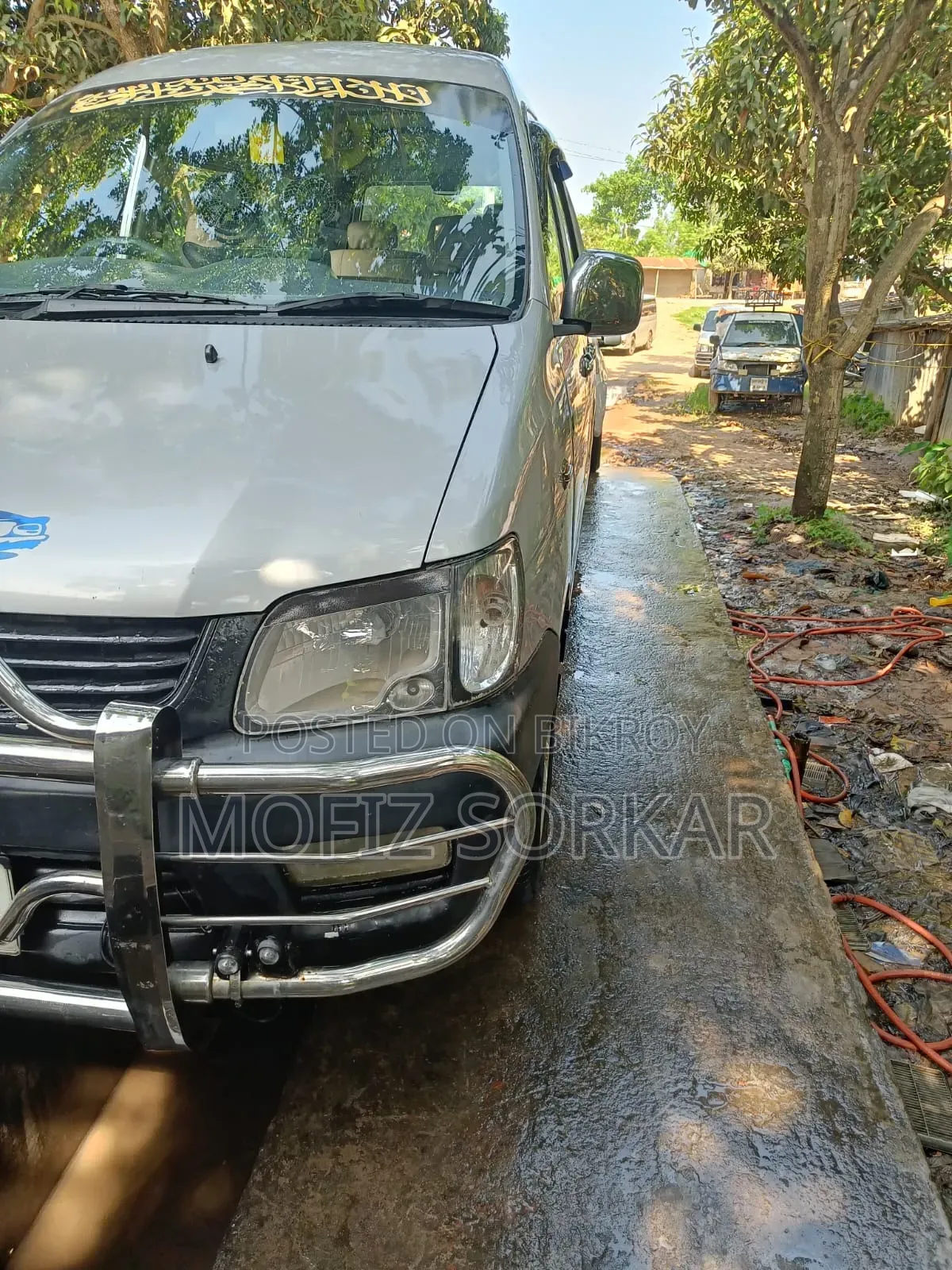 Toyota Noah 2001 Silver