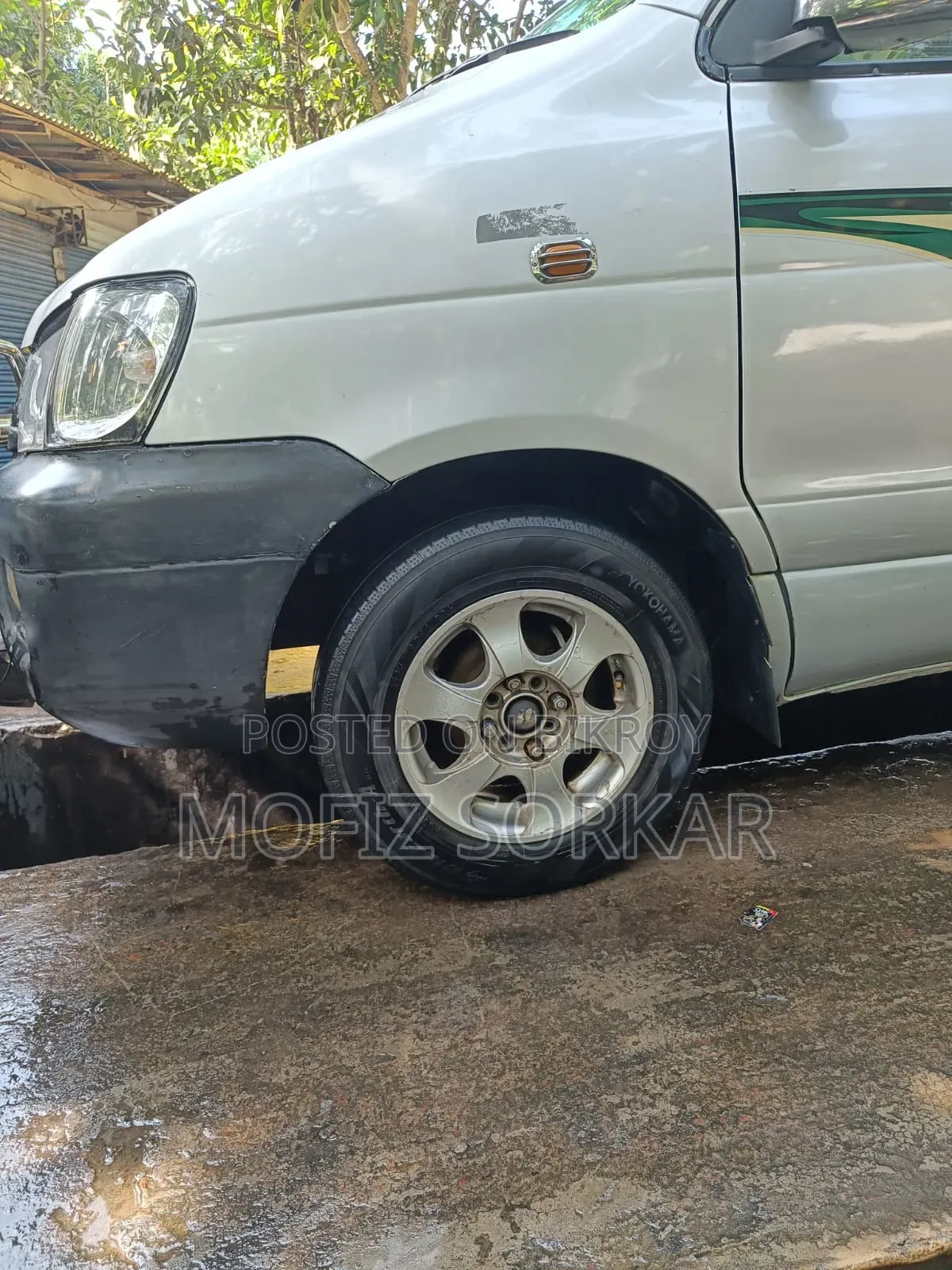 Toyota Noah 2001 Silver