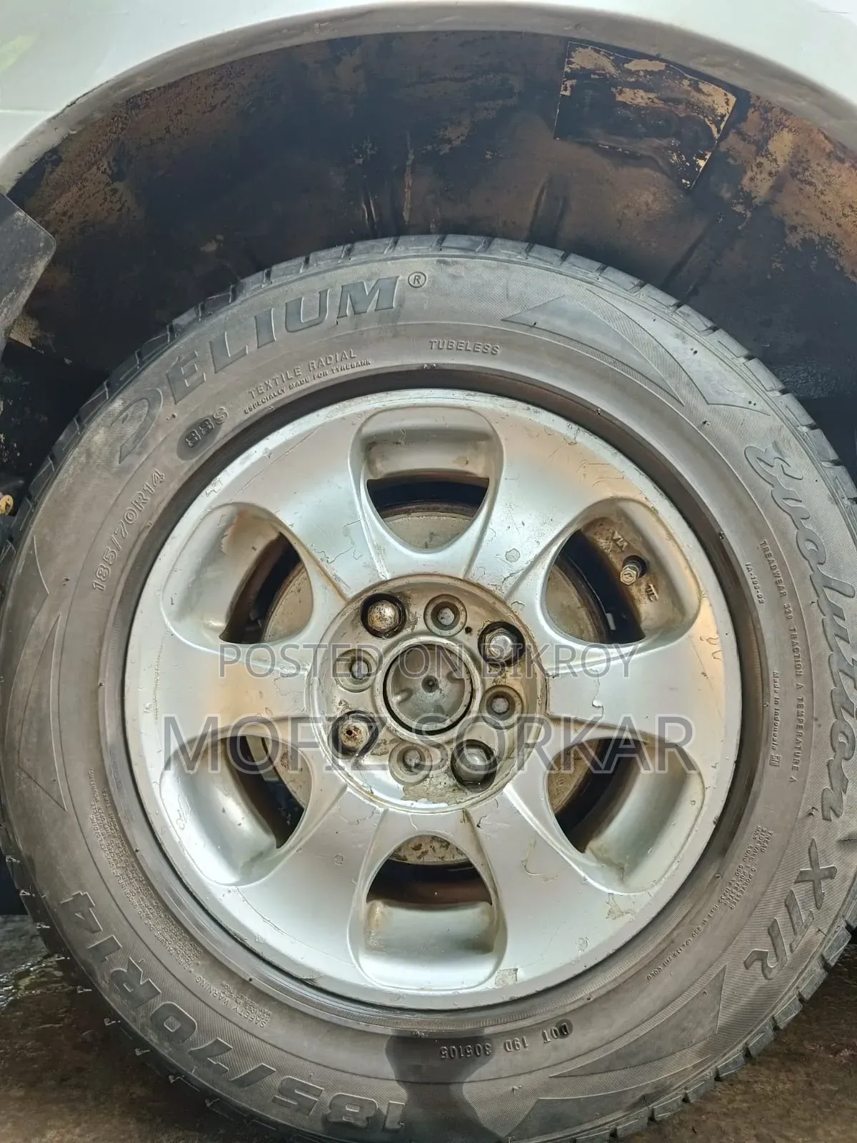 Toyota Noah 2001 Silver