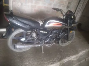 ওয়ালটন ক্রুজ ২০১৮ ব্ল্যাক