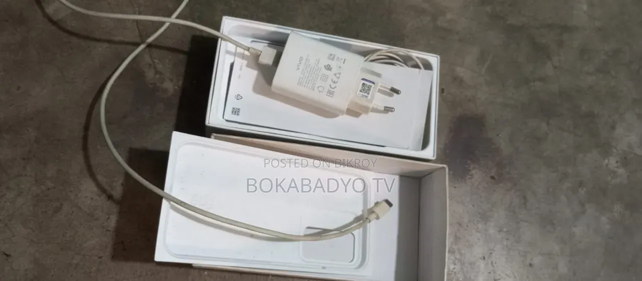 Vivo Y17s 128 GB Rose Gold