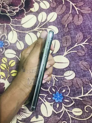 নতুন অ্যাপল আইফোন এক্স ৬৪ জিবি হোয়াইট