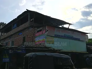 এক্স আইডিয়াল ক্লিনিক ভবন বিক্রয়(মালিকানা হস্তান্তর)/ভাড়া দেওয়া হবে
