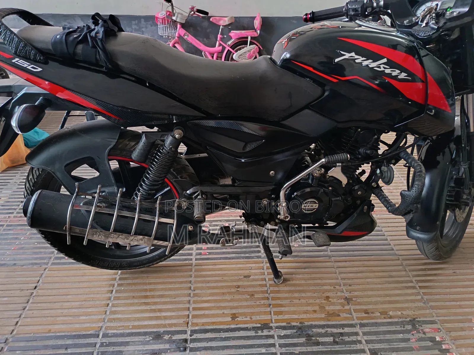 বাজাজ পালসার ১৫০ ২০২২ কালো
