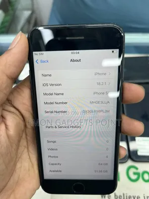 Apple iPhone SE 64 GB Black