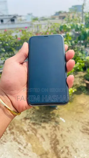 Apple iPhone 11 64 GB Black