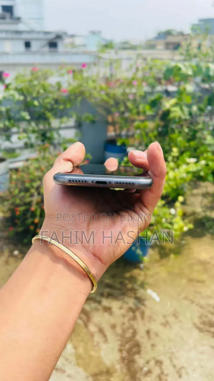 Apple iPhone 11 64 GB Black