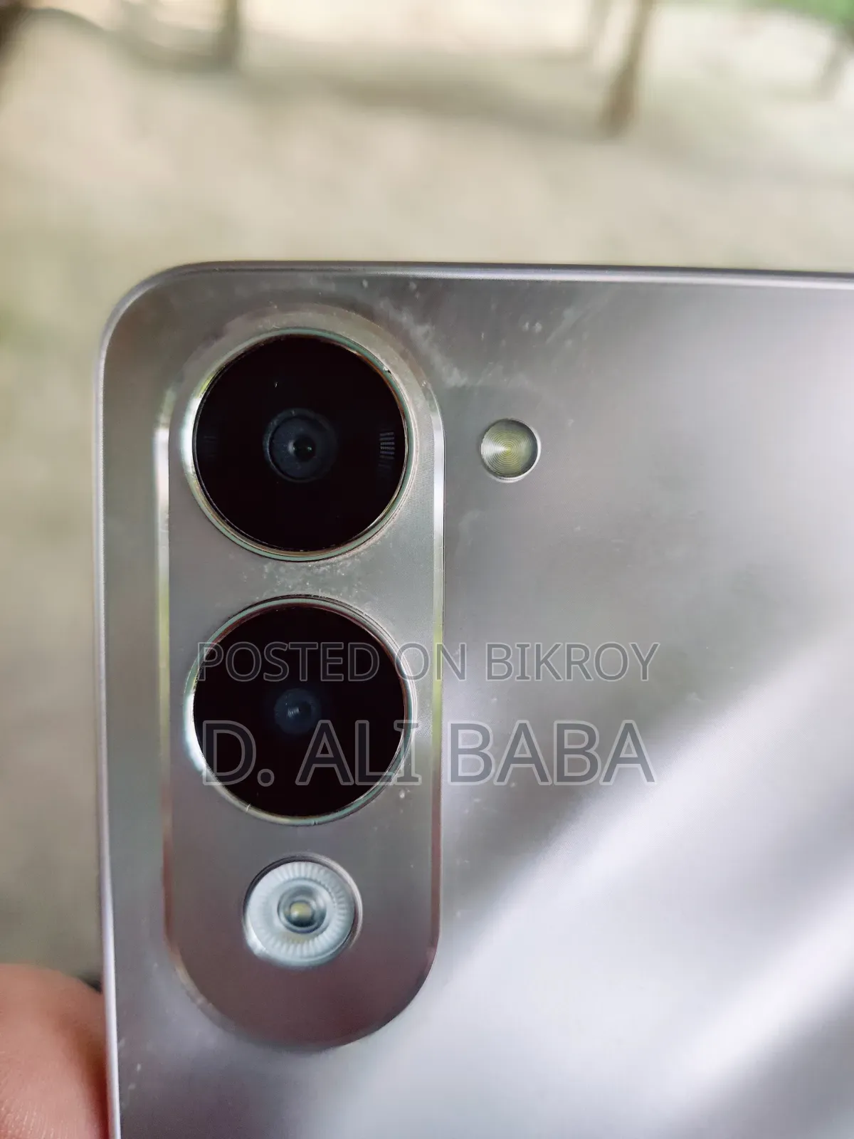 Vivo Y04 128 GB Silver