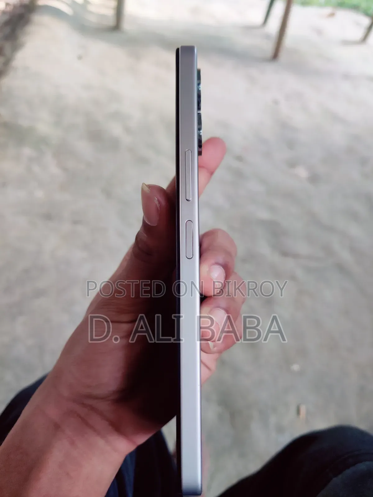 Vivo Y04 128 GB Silver