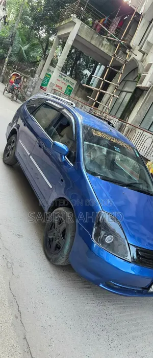 হোন্ডা স্ট্রিম ২০০২ নীল