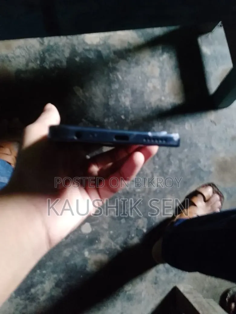 আইটেল সিটি ১০০ ১২৮ জিবি নীল