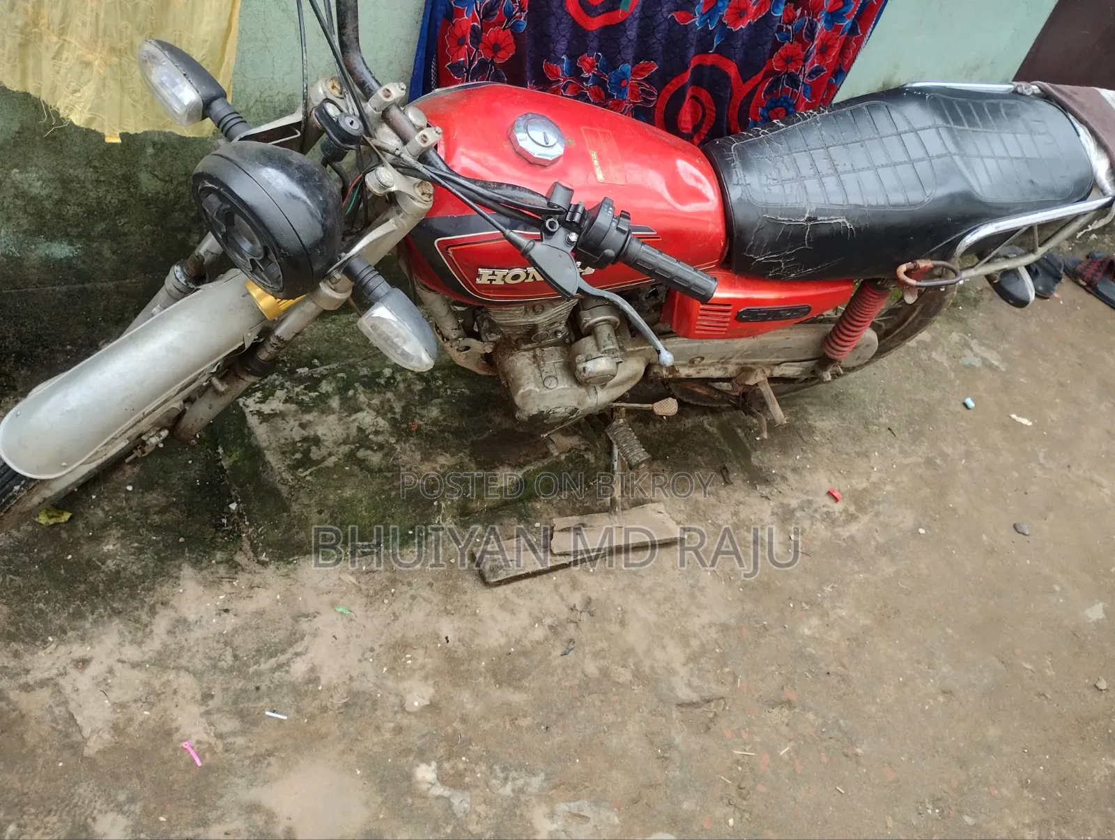 হোন্ডা ২০০১ রেড