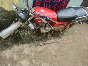 হোন্ডা ২০০১ রেড