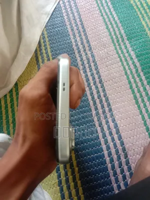 Infinix Hot 60i 128 GB White