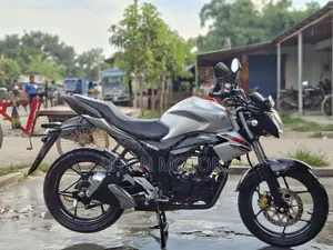 Suzuki Gixxer 2026 Silver