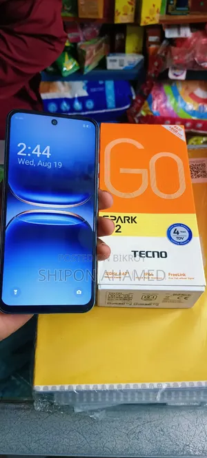 Tecno Spark Go 64 GB Green