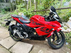 Suzuki Gixxer SF 2023 Red