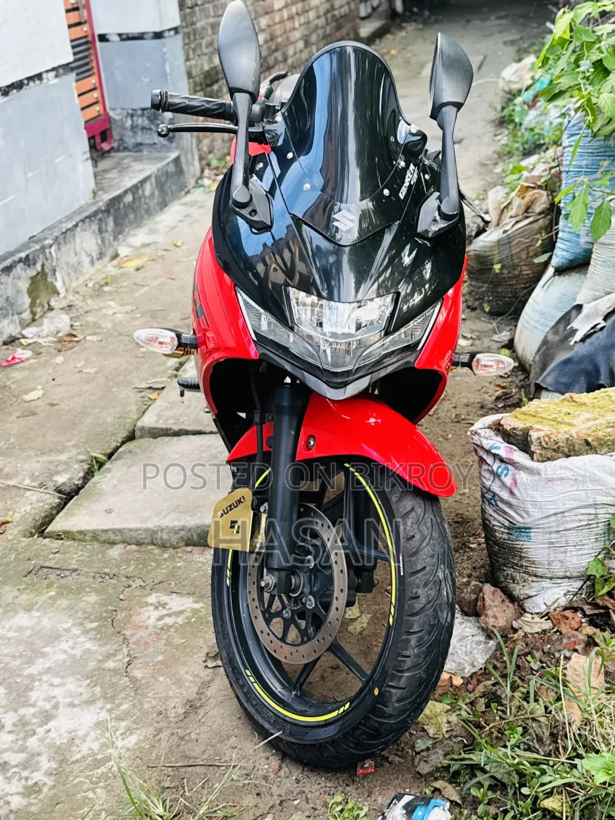Suzuki Gixxer SF 2023 Red