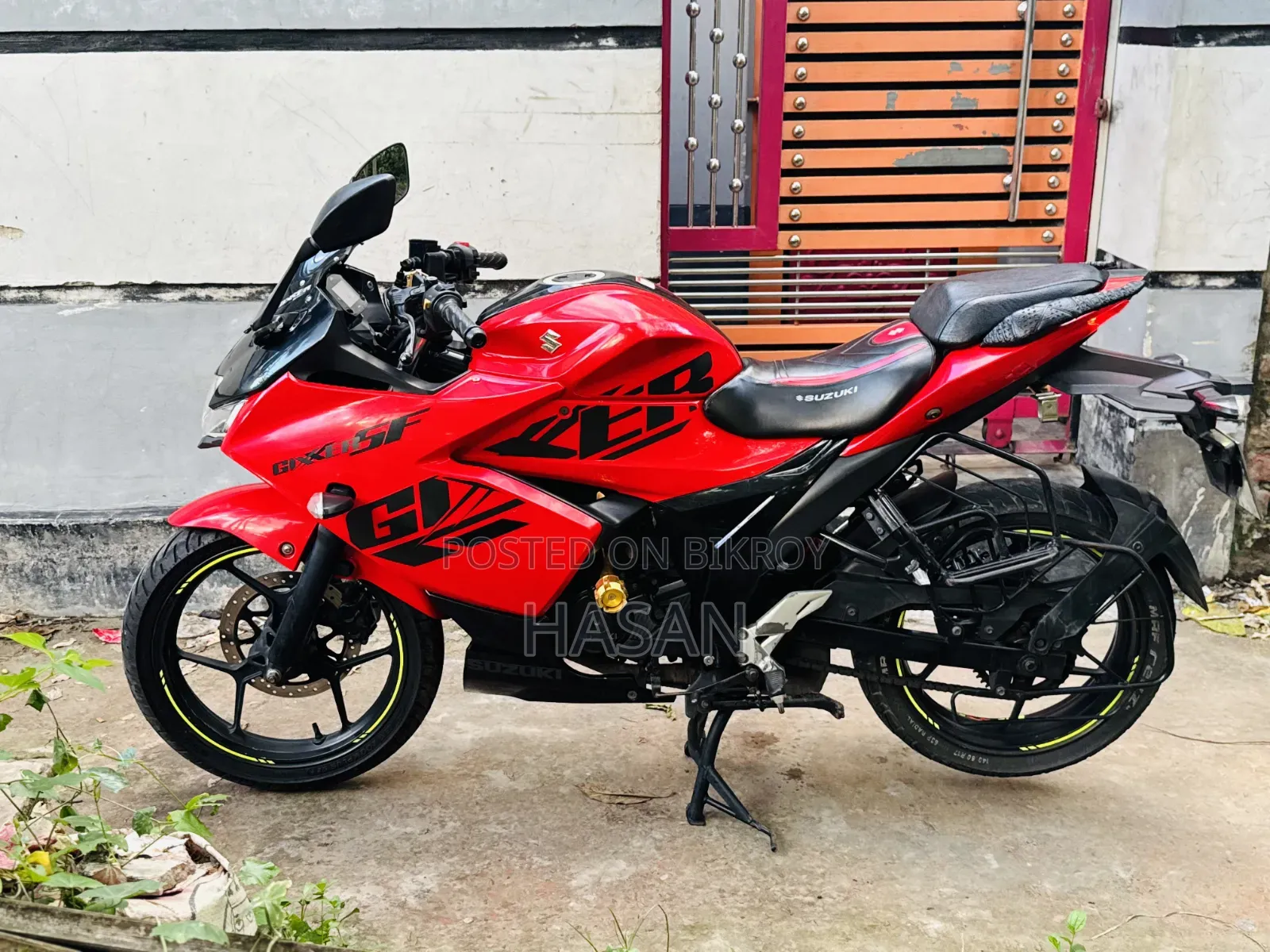 Suzuki Gixxer SF 2023 Red