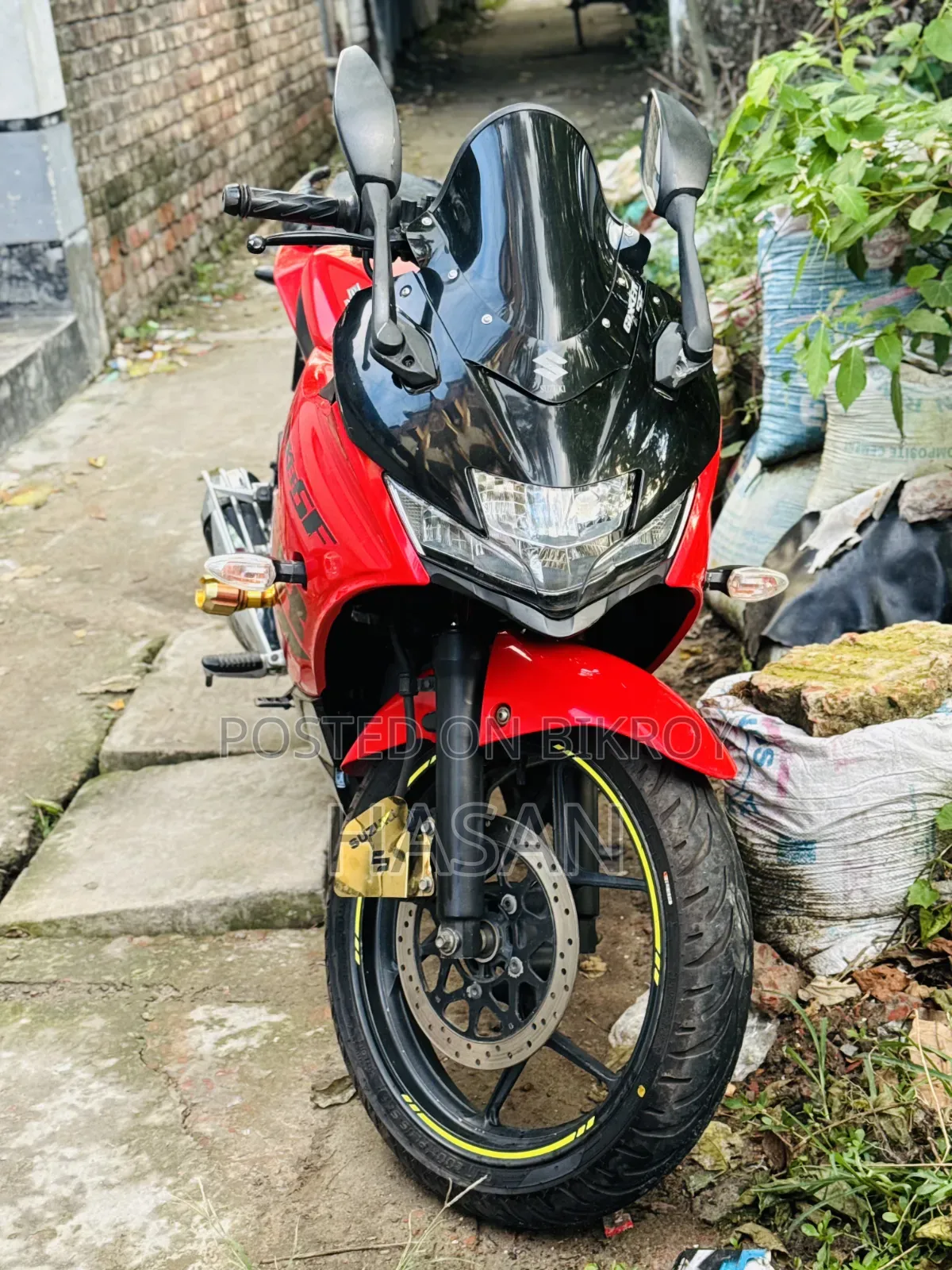Suzuki Gixxer SF 2023 Red