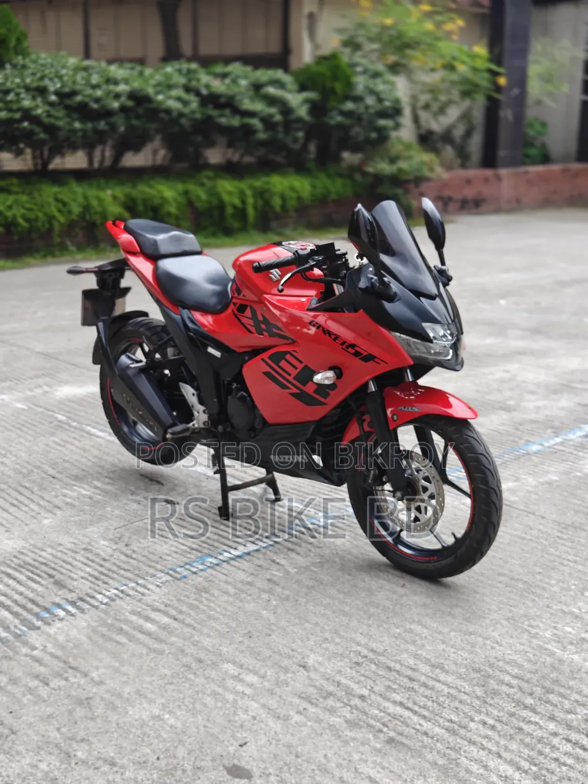 Suzuki Gixxer SF 2023 Red