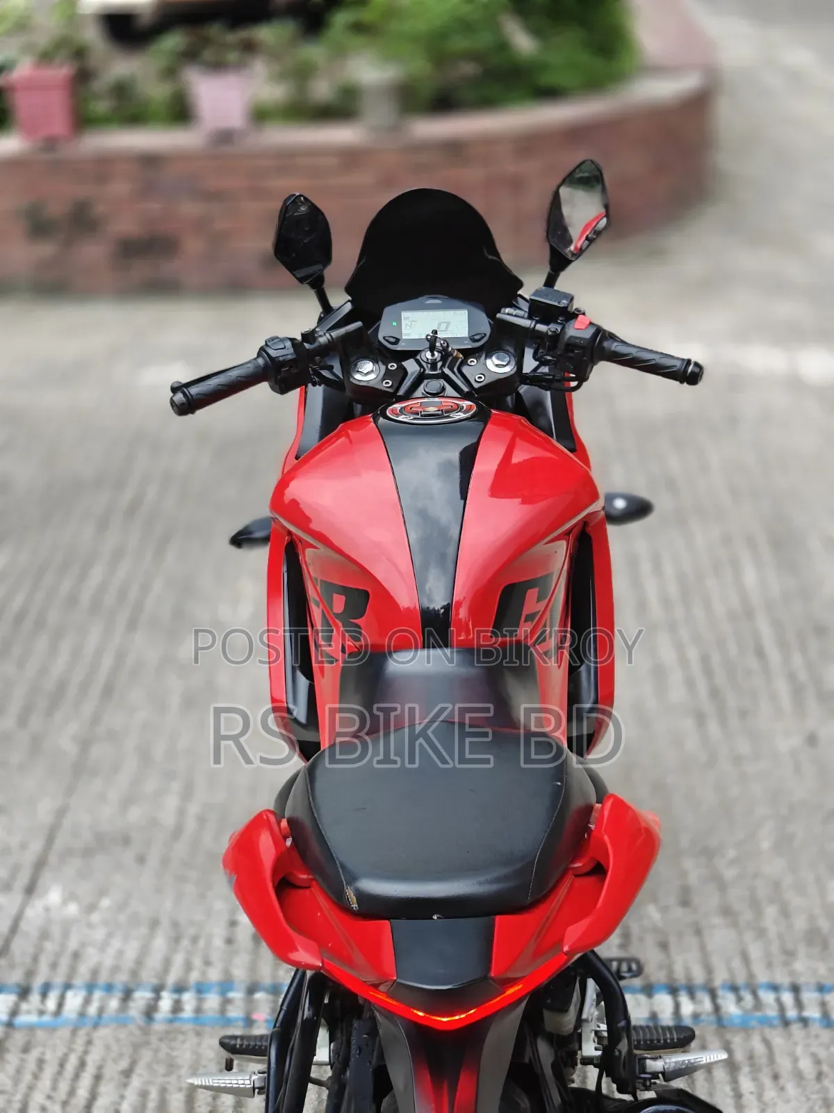 Suzuki Gixxer SF 2023 Red
