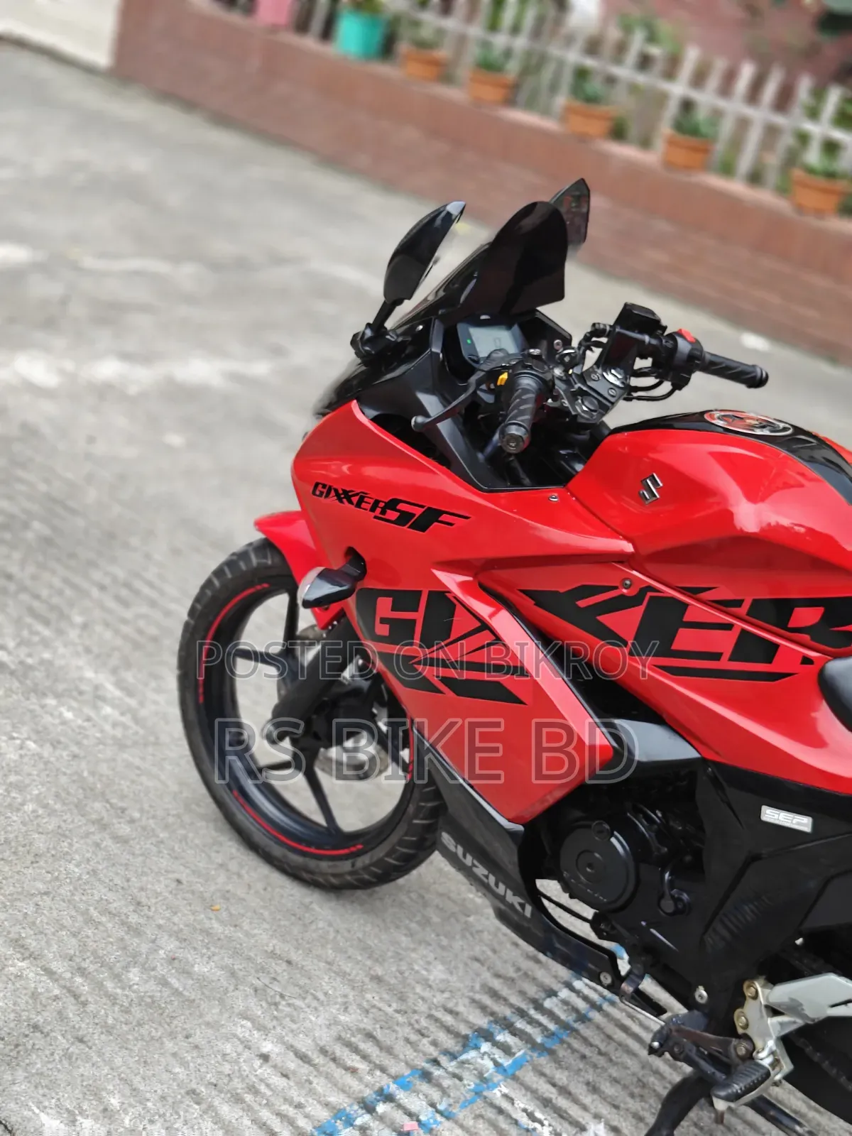Suzuki Gixxer SF 2023 Red