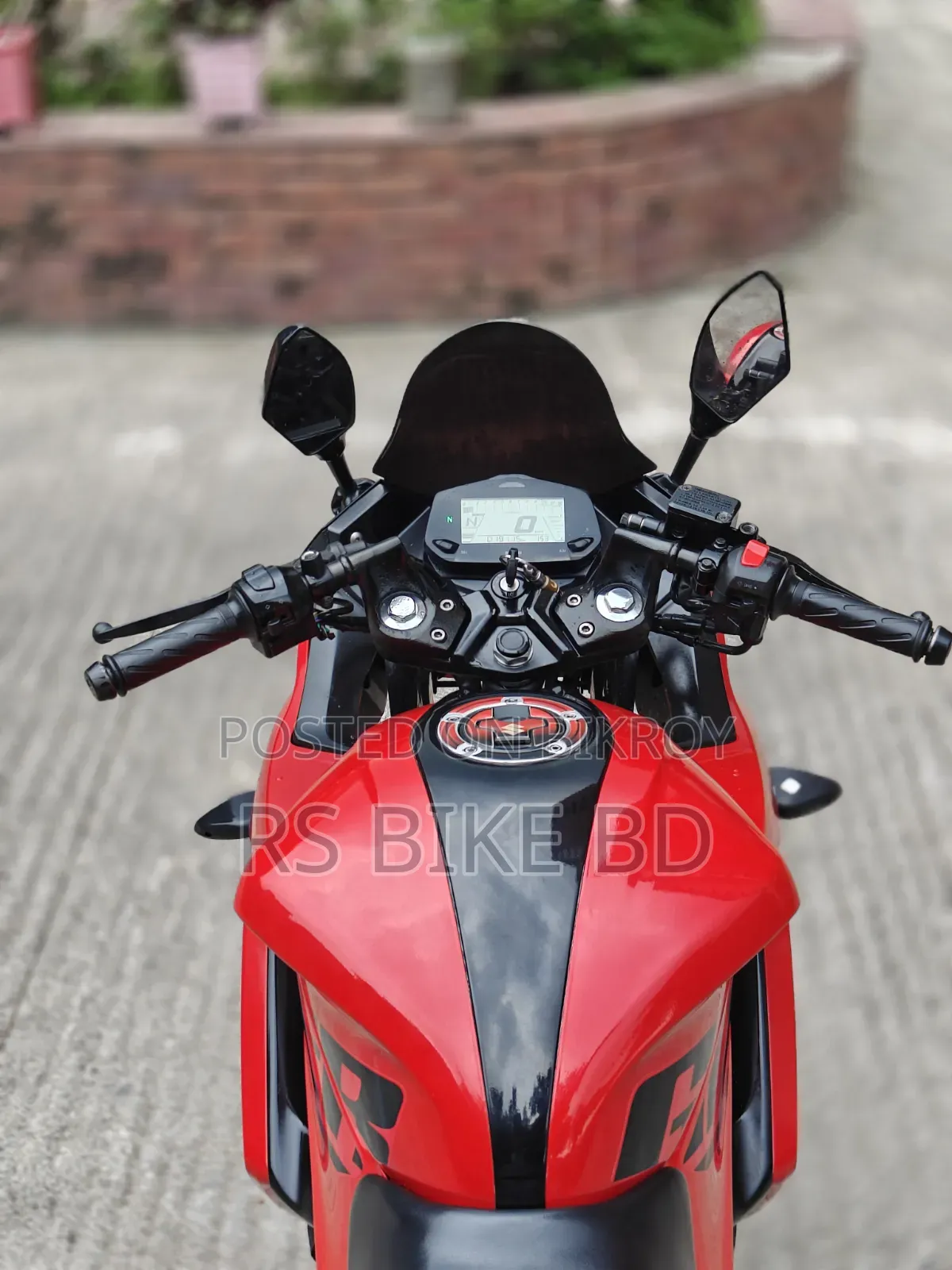 Suzuki Gixxer SF 2023 Red