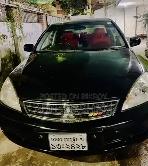 মিতসুবিশি ল্যান্সার ২০১২ ব্ল্যাক