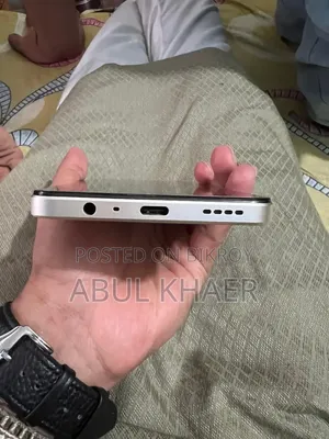 রিয়েলমি নোট ৭০টি ১২৮ জিবি গোল্ড