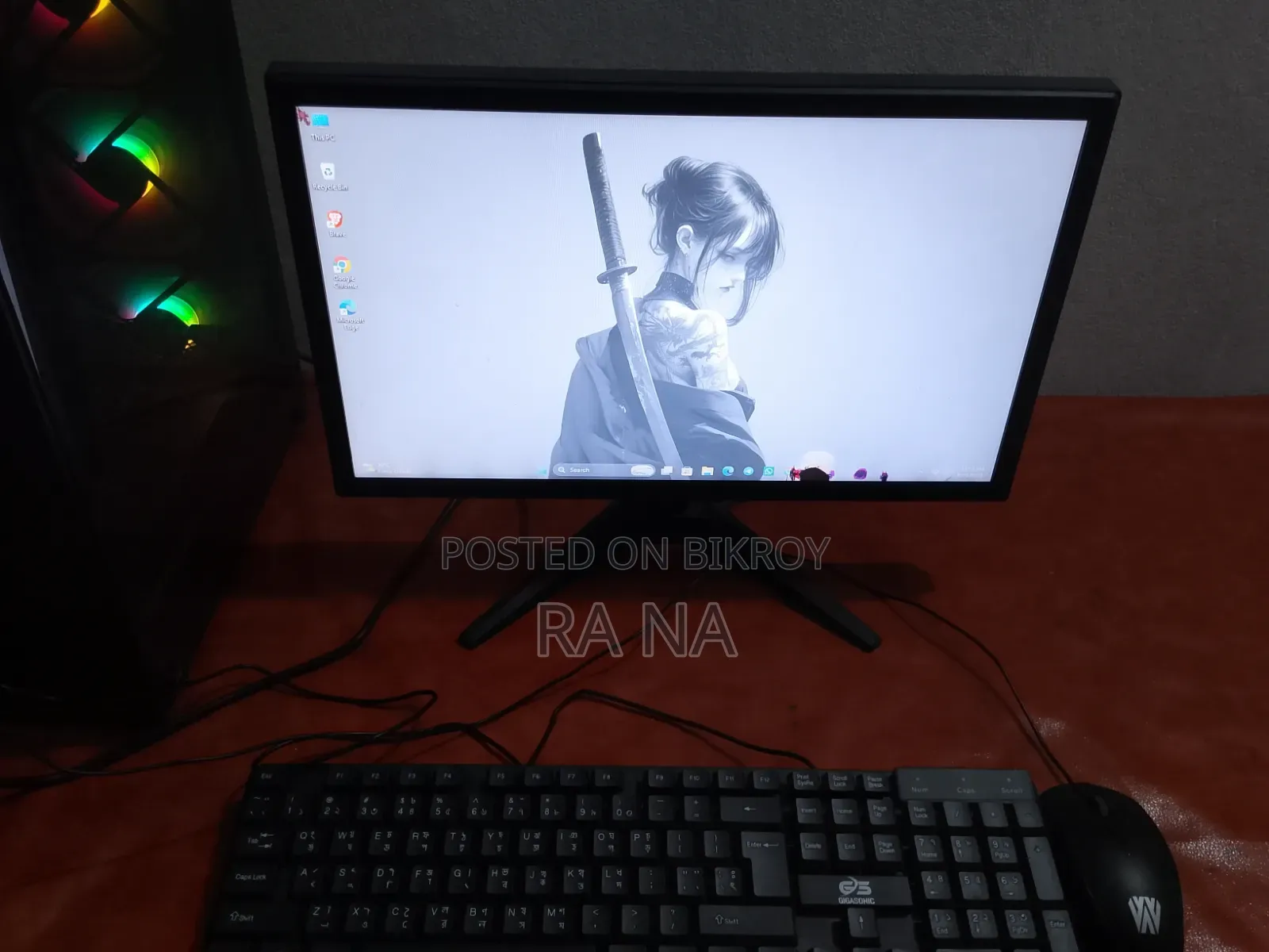 Desktop Computer 8GB AMD Ryzen 5 SSD 256GB