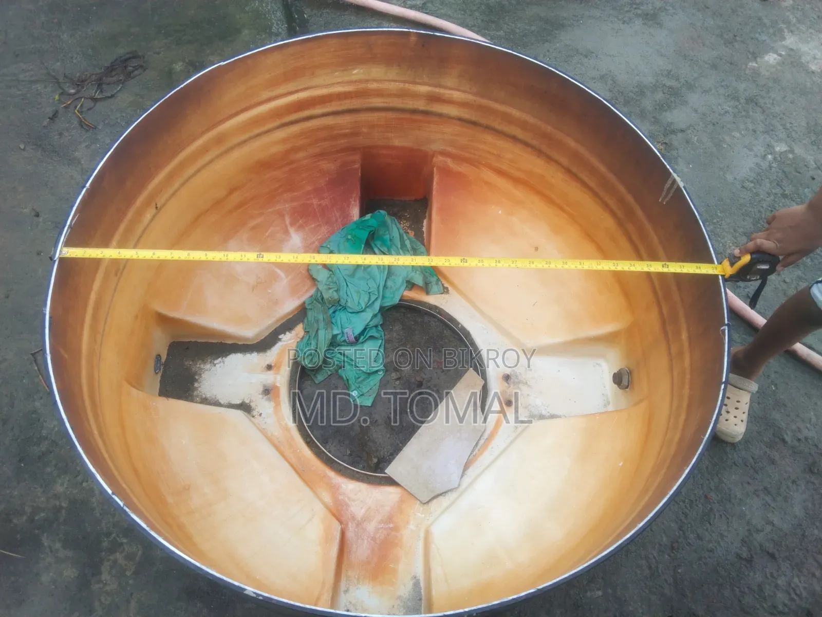 A half-cut water tank for sale for gardening