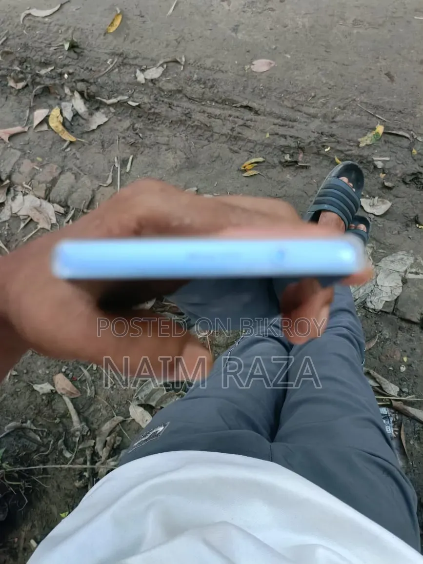 মোটরসাইকেল জি৯৬ ৫জি ১২৮ জিবি ব্লু