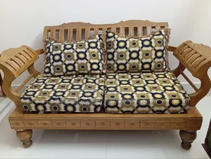 ডাবল সিট সোফা উইথ টি টেবিল