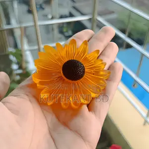 প্রিমিয়াম অ্যাম্বার হ্যান্ডমেড সানফ্লাওয়ার গ্লিসারিন সোপ