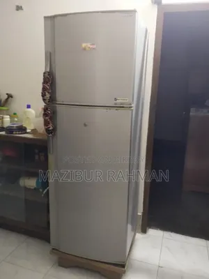 Sell Running Old Sharp Fridge